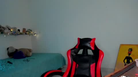 Snapshot of _rachell1 chatting on June 6, 11:48 am Stefany online show from June 6, 11:48 am