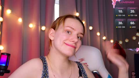 im Amy online show from February 4, 12:44 pm