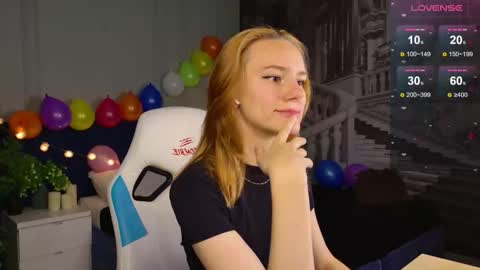 im Amy online show from September 18, 6:15 am