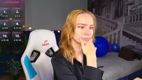 im Amy online show from September 22, 6:04 am