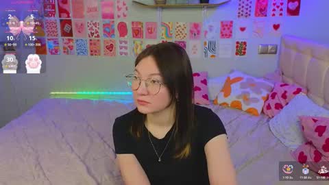 Snapshot of _reverse_gang_ chatting on February 24, 6:26 pm LISSAPVT IS OPEN online show from February 24, 6:26 pm