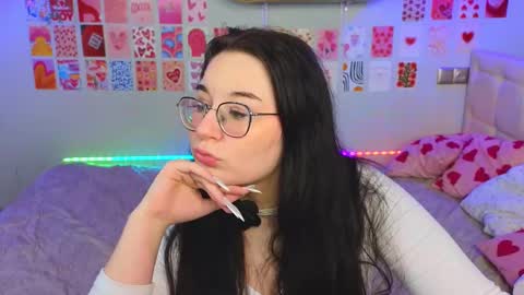 Snapshot of _reverse_gang_ chatting on March 9, 2:39 am LISSAPVT IS OPEN online show from March 9, 2:39 am