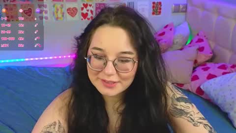 Snapshot of _reverse_gang_ chatting on March 12, 10:37 am LISSAPVT IS OPEN online show from March 12, 10:37 am