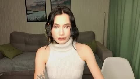 Snapshot of _reverse_gang_ chatting on September 28, 4:40 am LISSAPVT IS OPEN online show from September 28, 4:40 am