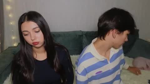 Snapshot of _reverse_gang_ chatting on October 1, 1:28 pm LISSAPVT IS OPEN online show from October 1, 1:28 pm