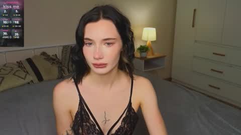 Snapshot of _reverse_gang_ chatting on October 5, 5:28 am LISSAPVT IS OPEN online show from October 5, 5:28 am