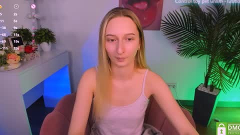 Snapshot of _ri_na_ chatting on February 2, 12:46 pm I am Rina online show from February 2, 12:46 pm