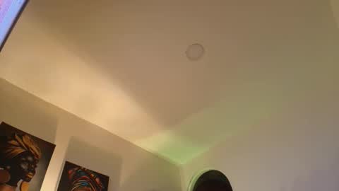 Snapshot of _rose_smith chatting on December 18, 2:28 am _rose_smith online show from December 18, 2:28 am