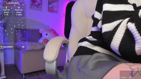   online show from January 26, 5:23 pm