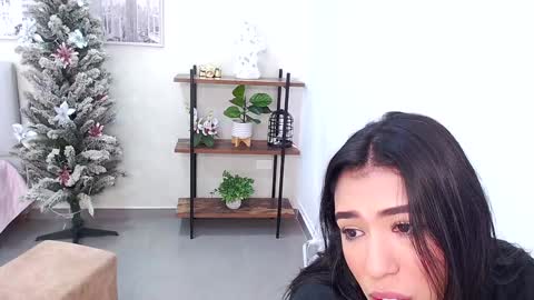 Snapshot of _sassy_girl chatting on December 11, 6:20 pm Sassy Girl online show from December 11, 6:20 pm