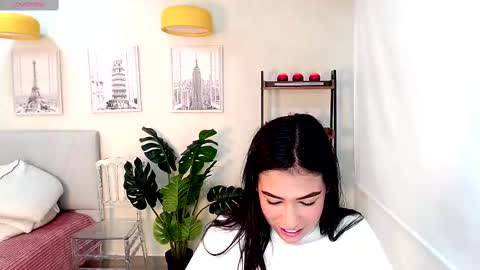 Snapshot of _sassy_girl chatting on February 21, 6:15 pm Sassy Girl online show from February 21, 6:15 pm