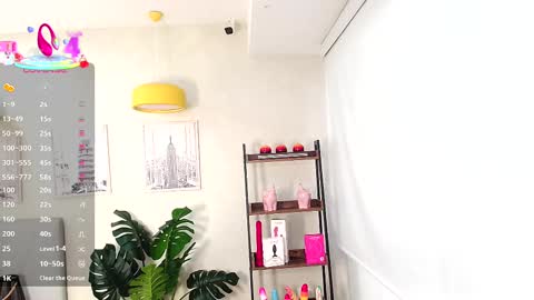 Snapshot of _sassy_girl chatting on February 26, 6:00 pm Sassy Girl online show from February 26, 6:00 pm