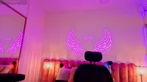 Scarlett online show from October 15, 12:05 pm