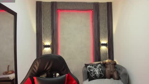 Selene online show from February 18, 3:32 pm