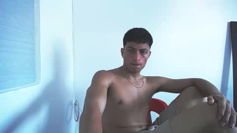 Juan Pablo-independent model online show from November 13, 6:29 pm