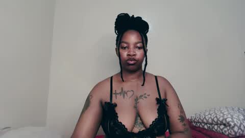 _sexysquirter online show from December 14, 7:25 am