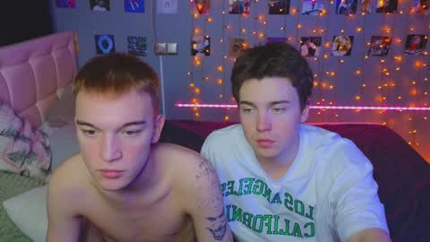 Snapshot of _side_by_you_ chatting on January 12, 11:28 am NATHANPVT IS OPEN online show from January 12, 11:28 am