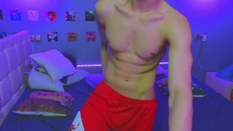 Snapshot of _side_by_you_ chatting on January 13, 10:47 am NATHANPVT IS OPEN online show from January 13, 10:47 am