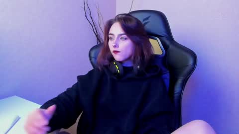 Snapshot of _silverdream chatting on January 15, 12:19 am _silverdream online show from January 15, 12:19 am