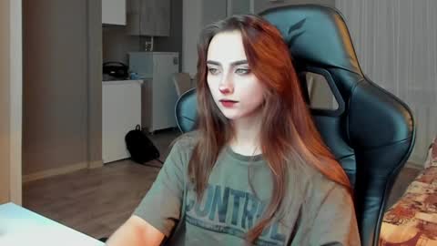 Snapshot of _silverdream chatting on February 9, 3:22 am _silverdream online show from February 9, 3:22 am