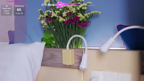 _skitlstrynka_ online show from November 13, 8:24 am