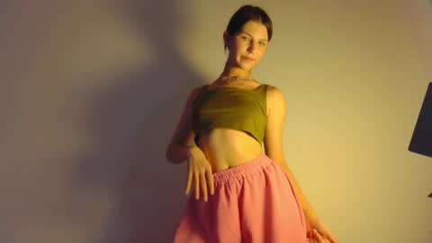 Snapshot of _skyline_x chatting on October 17, 1:46 pm Sky online show from October 17, 1:46 pm