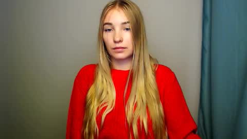 Snapshot of _snow_queen__ chatting on November 12, 11:43 am Rachel online show from November 12, 11:43 am