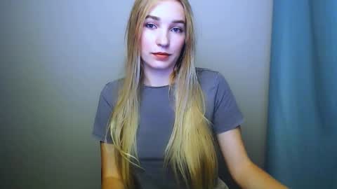 Snapshot of _snow_queen__ chatting on November 28, 8:00 pm Rachel online show from November 28, 8:00 pm