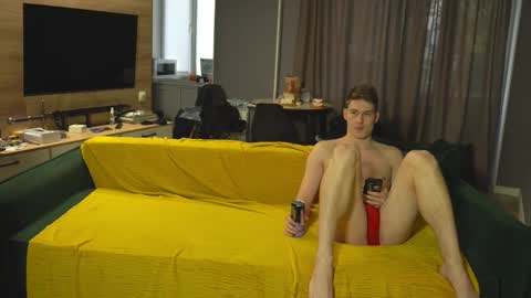 OLIVERpvt is open online show from September 26, 12:20 pm