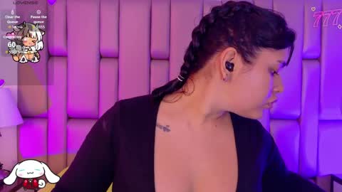 V E N U S online show from April 10, 11:37 am