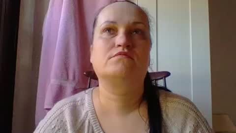Snapshot of _squirty_pussyyy_ chatting on February 17, 1:10 pm Melisa online show from February 17, 1:10 pm