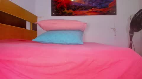 susy online show from March 6, 12:09 pm