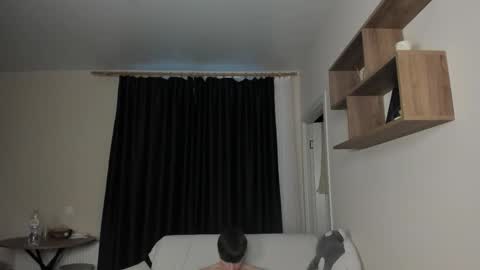 Snapshot of _stager_ chatting on November 20, 11:43 am MARKPVT IS OPEN online show from November 20, 11:43 am