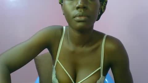 Snapshot of _sweet_gabriella chatting on December 17, 10:44 am Gabriella online show from December 17, 10:44 am