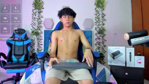 Snapshot of _taylor_black chatting on September 30, 12:26 am Taylor online show from September 30, 12:26 am