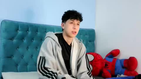 Thomas online show from January 13, 3:34 am