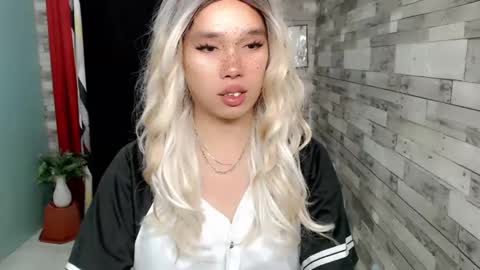 Iam Alex online show from January 3, 4:59 pm