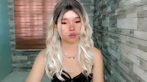 Iam Alex online show from February 9, 5:40 am