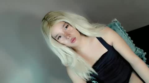 Iam Alex online show from April 8, 7:19 am