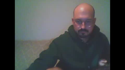 Snapshot of _trolo chatting on November 16, 6:46 pm _trolo online show from November 16, 6:46 pm