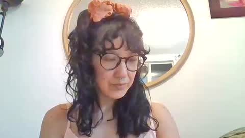 Snapshot of _tutti_frutti_ chatting on November 29, 3:53 am _tutti_frutti_ online show from November 29, 3:53 am