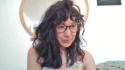 Snapshot of _tutti_frutti_ chatting on December 13, 9:53 pm _tutti_frutti_ online show from December 13, 9:53 pm