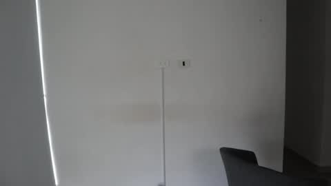 Anastasia Vahos online show from February 10, 9:25 pm