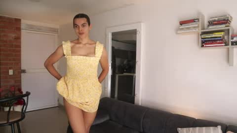 Anastasia Vahos online show from June 4, 5:41 pm