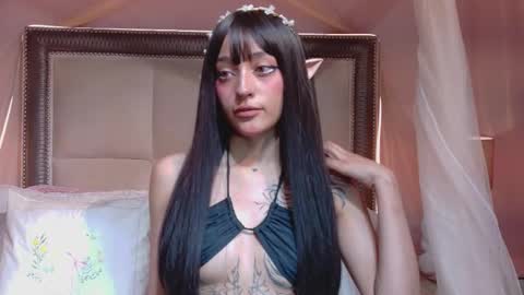 Snapshot of _valuu chatting on November 18, 12:20 pm Valuu online show from November 18, 12:20 pm