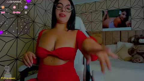 vane online show from February 6, 11:41 pm