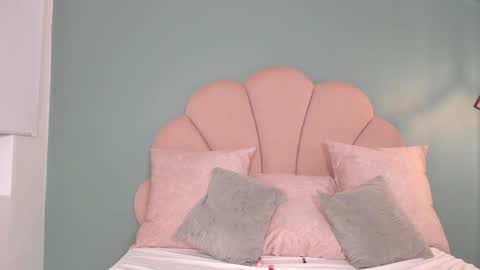  Vix  online show from December 16, 4:34 am