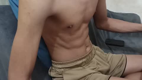 Snapshot of _vov_ chatting on February 27, 7:15 pm _vov_ online show from February 27, 7:15 pm