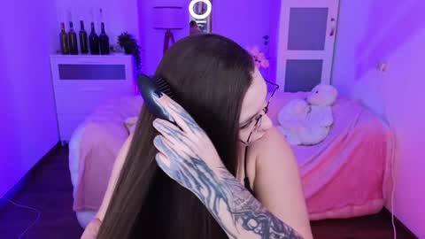 Snapshot of _wendy_evans_ chatting on December 25, 1:19 pm Wendy online show from December 25, 1:19 pm