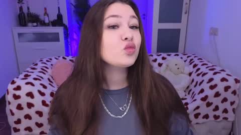 Snapshot of _wendy_evans_ chatting on February 23, 1:21 pm Wendy online show from February 23, 1:21 pm